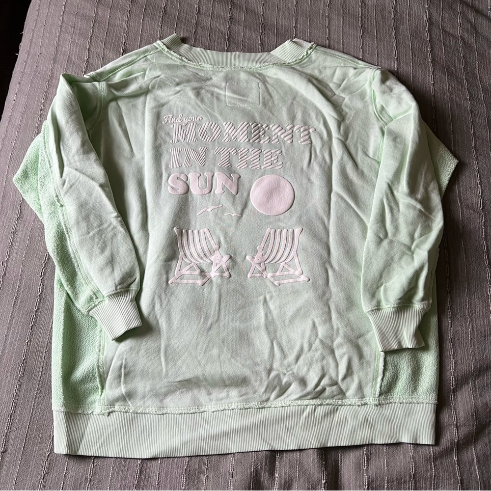 Vacay v neck sweatshirt